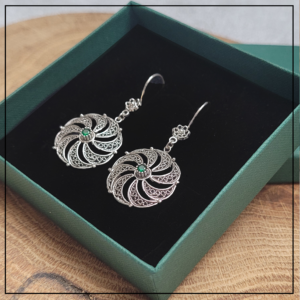 kolczyki wiszace telkari wiatrak    