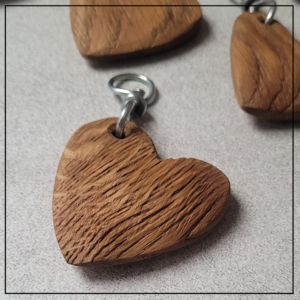 brelok+serce+drewno+jasne
