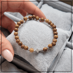 bransoletka rozaniec drewno srebrna mala