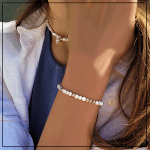 bransoletka bialo zlota kamienie rose